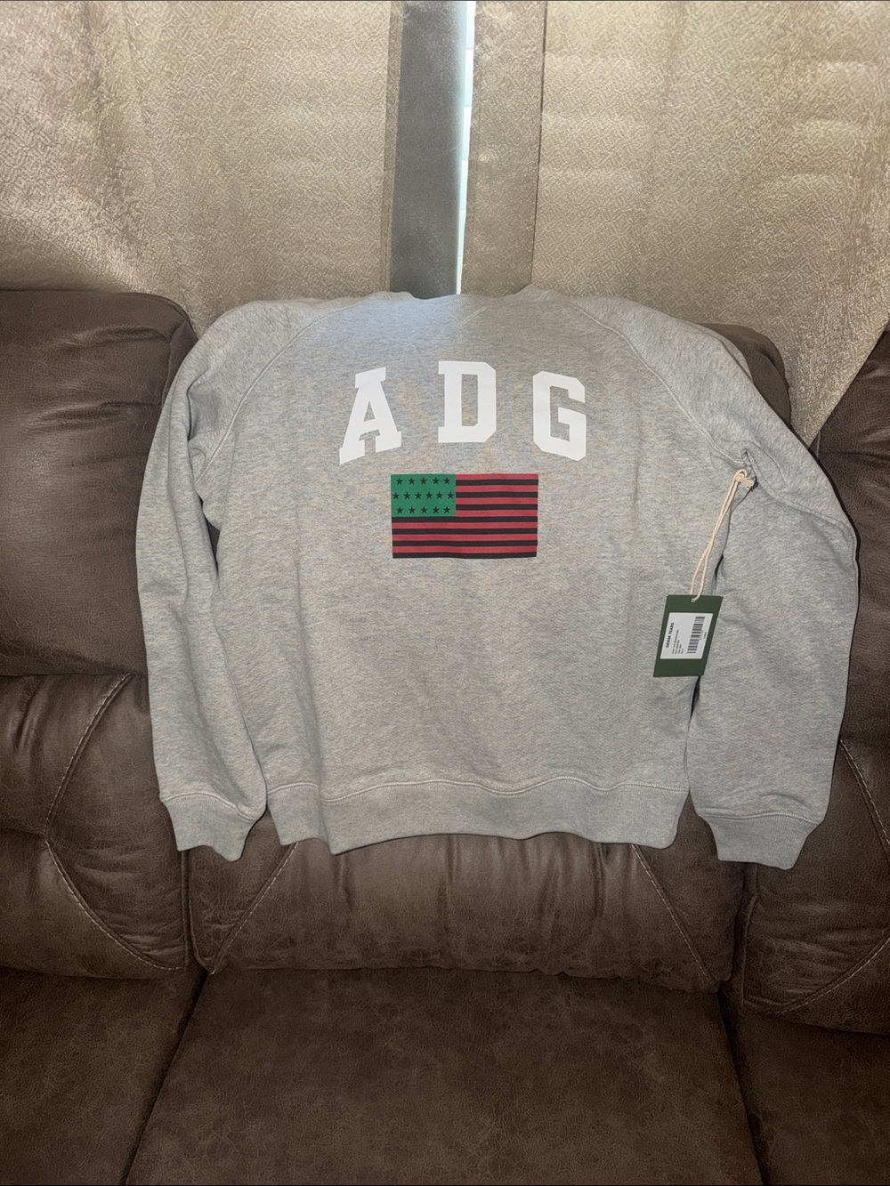 Men's Grey Logo Crewneck Sweatshirt with Flag Graphic